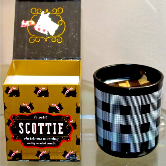 DW HOME CHRISTMAS MORNING SCOTTIE CANDLE SCENTED NEW - Picture 1 of 5